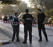 Bombos sprogimo vietoje dirba ekspertai.
