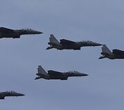 F-15K naikintuvai
