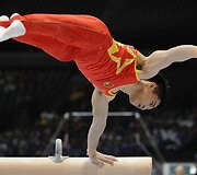 Shixiongas Zhou