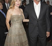 Amy Ryan ir Arnoldas Schwarzeneggeris