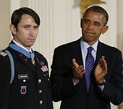 Williamas Swensonas ir JAV prezidentas Barackas Obama
