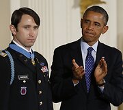 Williamas Swensonas ir JAV prezidentas Barackas Obama