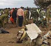 &bdquo;Lao Airlines&ldquo; lėktuvo nuolaužos &scaron;alia Mekongo upės
