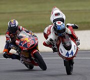 Miguelio Oliveira avarija &bdquo;Moto3&ldquo; lenktynėse