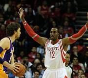 Pau Gasolis ir Dwightas Howardas