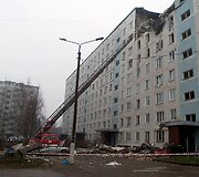 Daugiabutis Rusijoje po dujų sporgimo