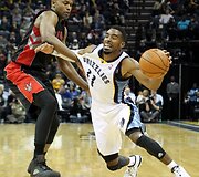 Rudy Gay ir Mike'as Conley