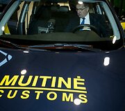 Algirdas Butkevičius muitinės automobilyje 