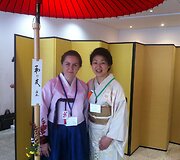 Su japoni&scaron;kos arbatos gėrimo ceremonijos mokytoja Kanako Muramatsu