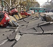 Sprogusio naftotiekio padariniai Čingdao mieste
