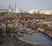 Sprogusio naftotiekio padariniai Čingdao mieste