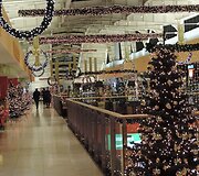 Vilniaus prekybos centruose jau blizga kalėdiniai papuo&scaron;imai