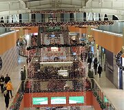 Vilniaus prekybos centruose jau blizga kalėdiniai papuo&scaron;imai