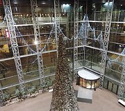 Vilniaus prekybos centruose jau blizga kalėdiniai papuo&scaron;imai