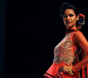 &bdquo;Falguni & Shane Peacock&ldquo; kolekcija