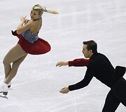 Kirsten Moore-Towers ir Dylanas Moscovitch 53