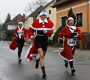 Kalėdų senelių bėgimas Vokietijoje