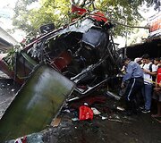 Autobuso avarija Filipinuose