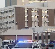 Policija užblokavo kelią prie medicinos centro &bdquo;Renown&ldquo;