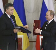 Ukrainos prezidentas Viktoras Janukovyčius ir Rusijos prezidentas Vladimiras Putinas
