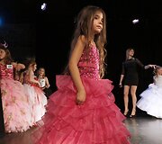 Grožio konkurso &bdquo;Mini Mis Prancūzija 2014&ldquo; dalyvė