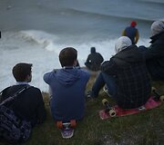 Žiūrovai Punta Galea didžiosios bangos varžybose