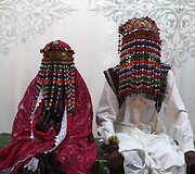 Tradiciniais drabužiais apsirengusi nuotaka ir jaunikis Karačyje, Pakistane
