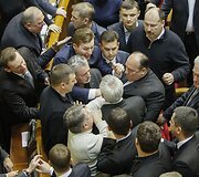 Deputatų mu&scaron;tynės Ukrainos parlamente 