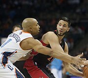 Geraldas Hendersonas ir Greivis Vasquezas