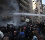 Užminuoto automobilio sprogimo padariniai Beirute