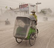 Indonezijos Javos saloje i&scaron;siveržė Keludo ugnikalnis