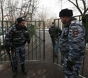 Policija prie mokyklos Rusijoje