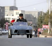 Anūkui pagamintas elektrinis &bdquo;Lamborghini&ldquo;