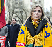 Protestuotojai prie Rusijos ambasados 