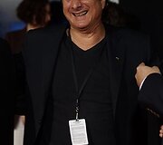 Steveas Perry