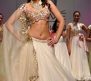 Anushree Reddy kolekcijos pristatymas 