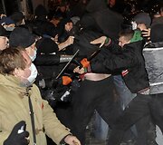 Protestuotojų susirėmimas Donecke
