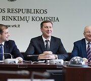 Artūras Zuokas VRK įteikė palaikymo para&scaron;us