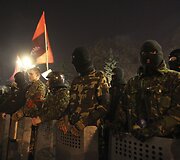 Ukrainos ultranacionalistinio judėjimo &bdquo;Pravyj sektor&ldquo; nariai prie Auk&scaron;čiausiosios Rados