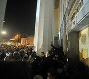 Ukrainos ultranacionalistinio judėjimo &bdquo;Pravyj sektor&ldquo; nariai prie Auk&scaron;čiausiosios Rados