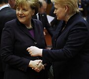 Vokietijos kanclerė Angela Merkel ir Lietuvos prezidentė Dalia Grybauskaitė
