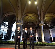 Amsterdamo meras Eberhardas van der Laanas, JAV prezidentas Barackas Obama ir  Nyderlandų premjeras Markas Rutte