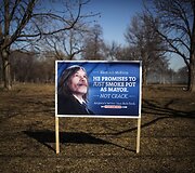 Toronto merą Robą Fordą pa&scaron;iepiantis plakatas 