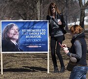 Toronto merą Robą Fordą pa&scaron;iepiantis plakatas 