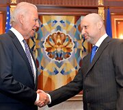 JAV viceprezidentas Joe Bidenas ir laikinasis Ukrainos prezidentas Oleksandras Turčynovas