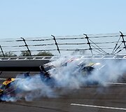 NASCAR lenktynių avarija &bdquo;Talladega&ldquo; trasoje