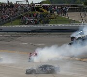 NASCAR lenktynių avarija &bdquo;Talladega&ldquo; trasoje