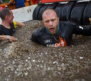 &bdquo;Tough Mudder&ldquo; varžybos Anglijoje