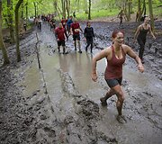 &bdquo;Tough Mudder&ldquo; varžybos Anglijoje