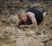 &bdquo;Tough Mudder&ldquo; varžybos Anglijoje